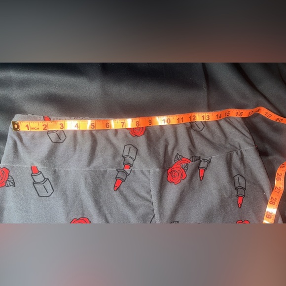 Lularoe legging size TC2 - Picture 10 of 11